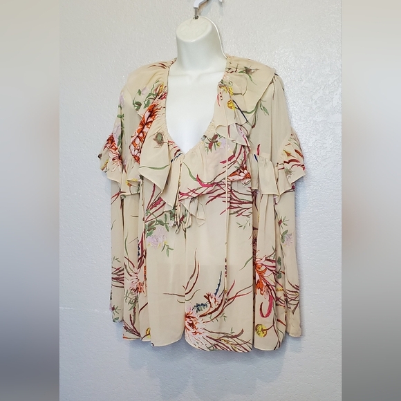 H&M Floral Flounce Ruffle Tiered Blouse Cream Red Green Flowy Boho Top Size XS - Picture 6 of 10